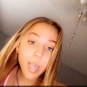 Meet your Posher, Riley